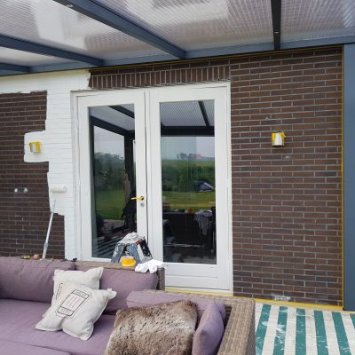 Hier bezig de sere te sausen 